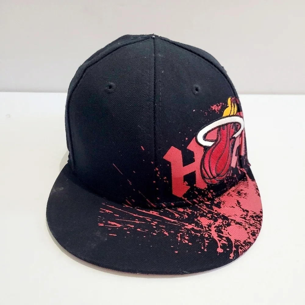 Miami Heat NBA Wool Blend Ball Cap Size S/M Embroidered - Picture 3 of 10